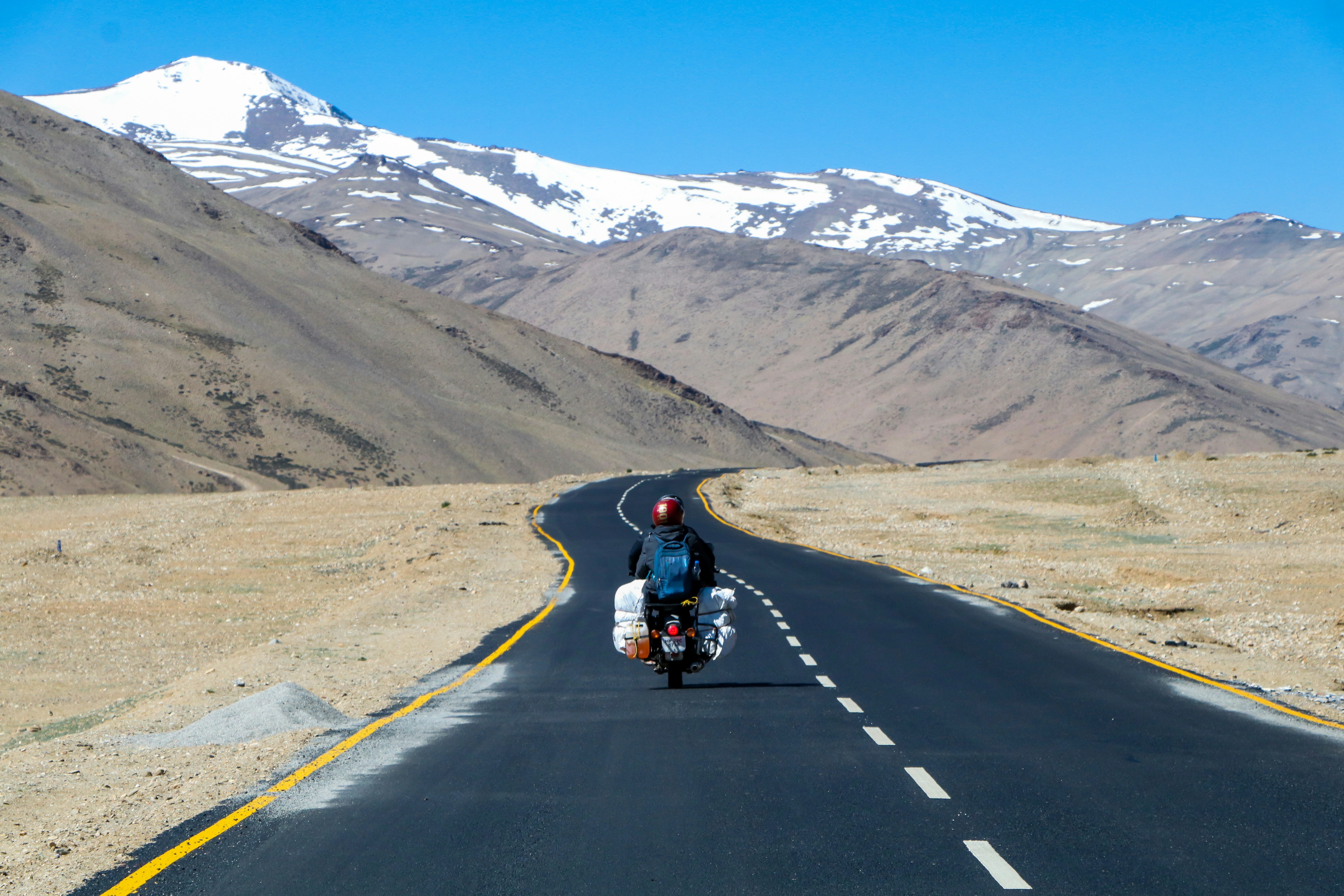 Ladakh Panorama: Valleys, Lakes & Passes